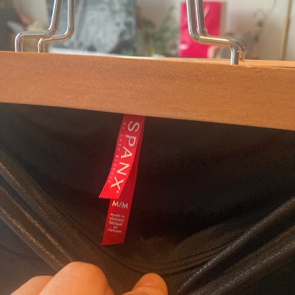 Spanx faux Legging leggings - Picture 5 of 6